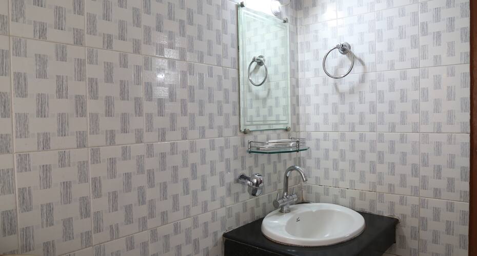 Hotel Heritage, Guwahati 5
